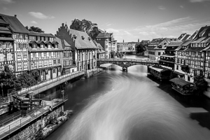 Photographie pose longue rivière Ill petite france à Strasbourg